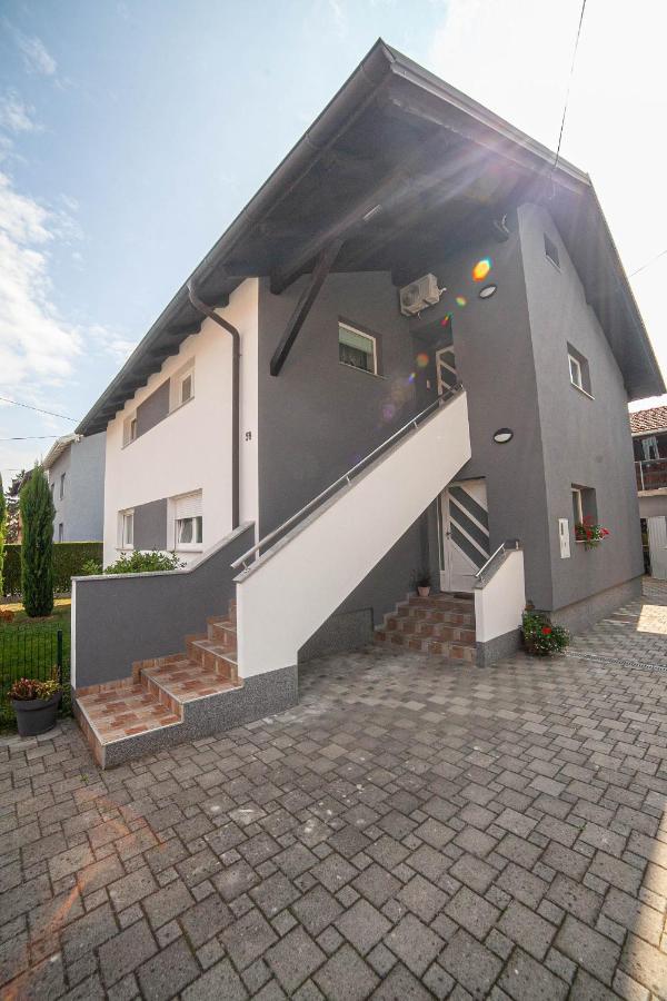 Apartman Teo Velika Gorica Exterior photo